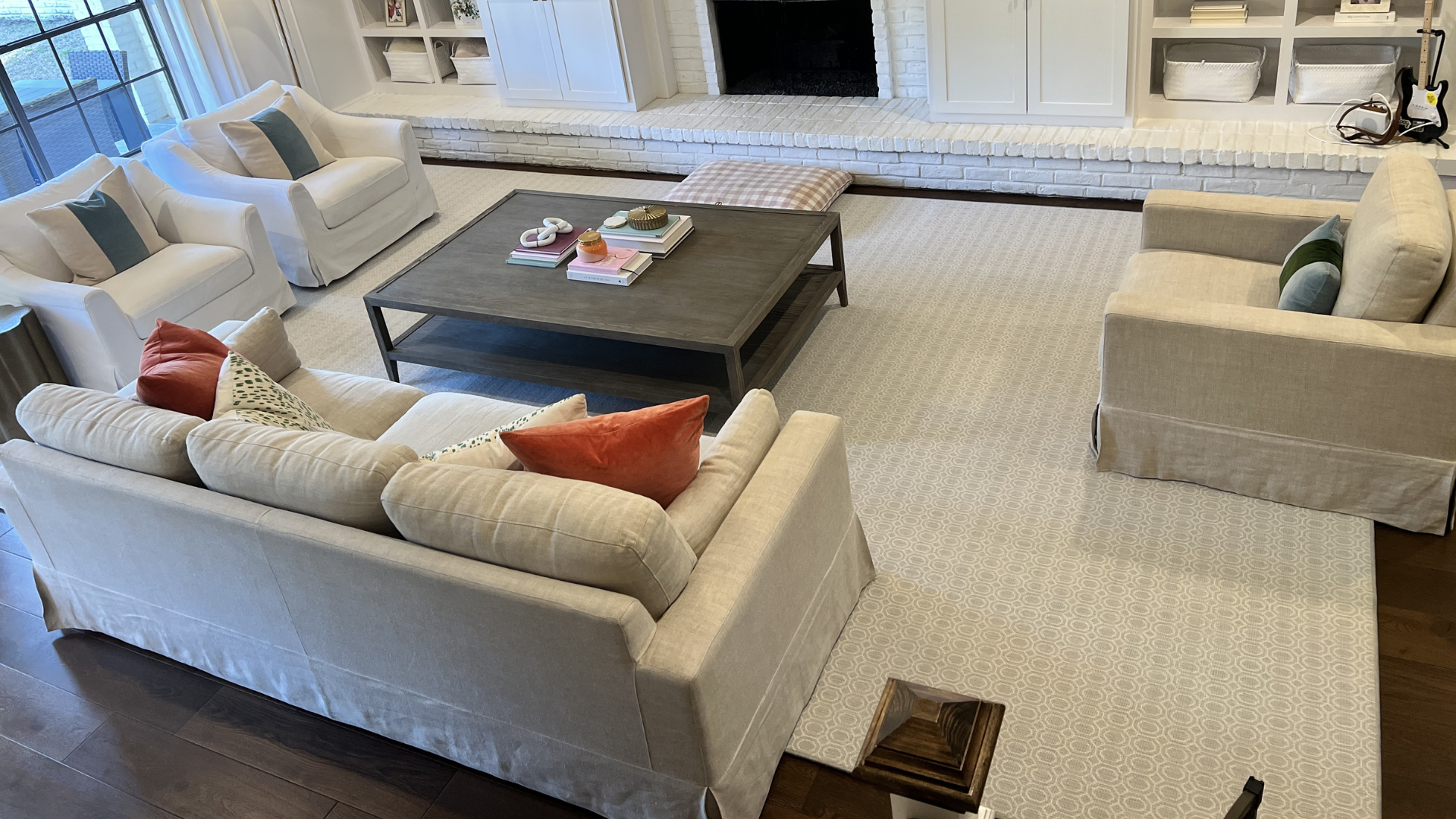 custom area rug and wood flooring installation in San Antonio, TX